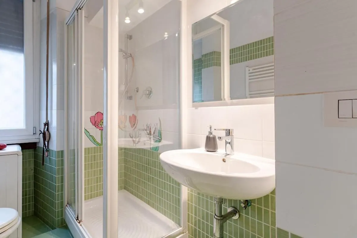 Apartment Artistic Colorful Apart Vatican Museums Rome