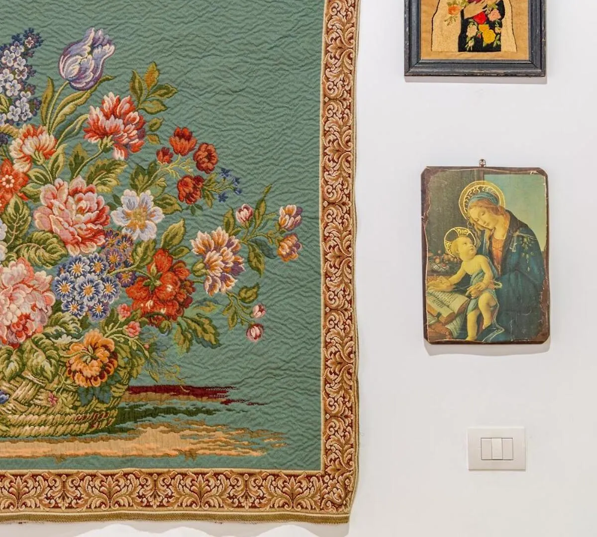 Apartment Artistic Colorful Apart Vatican Museums Rome
