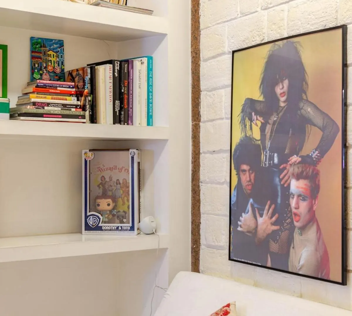 Apartment Artistic Colorful Apart Vatican Museums Rome Italy